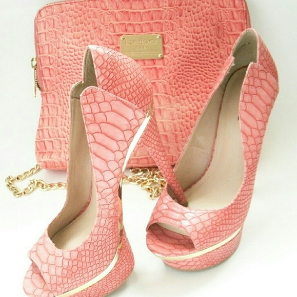 Bebe pumps and bag